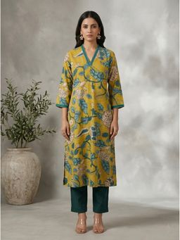 Kami Kubi - Women Mustard Floral Printed A-Line Cotton Kurta