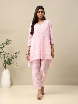 Garden VARELI - Women Pink Pure Cotton Schiffli Kurta with Pant
