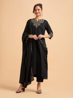 VISMAY - Women Black Viscose Satin Plain Kurti