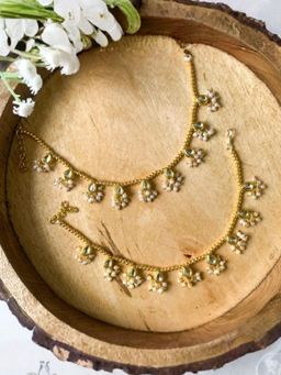 I Jewels - Gold Plated White Traditional Kundan Pearl Ear Chain