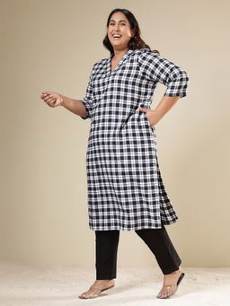 Amydus - Plus Size Black and White Check Cotton Flannel V Neck Kurta