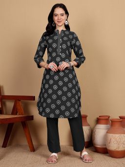 KSUT - Black Women Black Printed Kurta with Pant