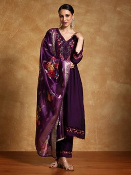 KSUT - Purple Women Floral Motif Embroidered Yoke Kurta with Pant & Dupatta
