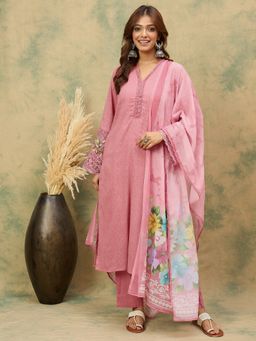 KSUT - Pink Women Self-Design Kurta with Pant & Dupatta