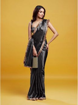 PHATAKAA - Black Solid Saree without Blouse
