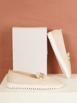 Sherrif Shoes - Women Slip-On Cream Loafers with Gold-Tone H-Buckle