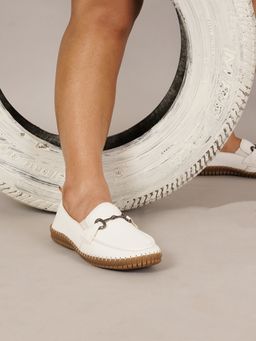 Sherrif Shoes - Women Textured White Loafers with Sleek Horsebit Detail