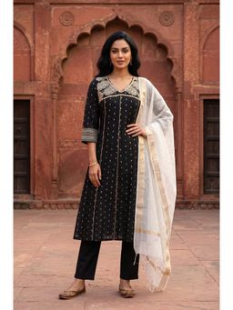 Aurelia - Black Embroidered V-Neck Kurta Pant with Dupatta