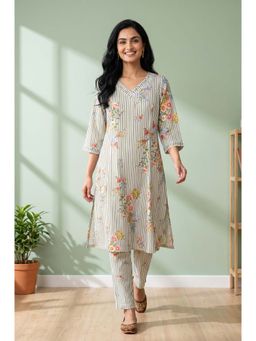 Aurelia - Multi-Color Floral V-Neck Co-ord Set