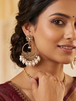 Fida - Gold Pearl Embellishment Women Ethnic Earrings