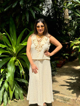 RAISHAA - Cream Freesia Linen Skirt with Top (Set of 2)