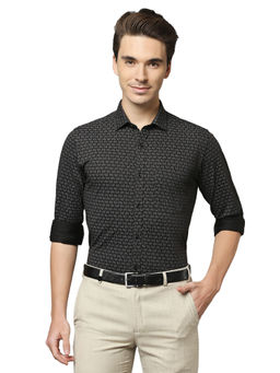 Park Avenue - Men Black Printed Shirt