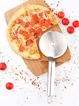 Omega - Stainless Steel Pizza Cutter with Pipe Handle - Silver