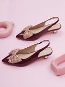 Maroon color option, Currently selected