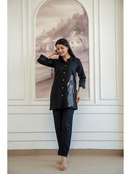 BERRYLICIOUS - Black Figurine Embroidered Co-Ord Set