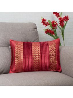 HomeTown - Silk route Pleated Cushion Cover 30 x 45 Cm in Berry Colour