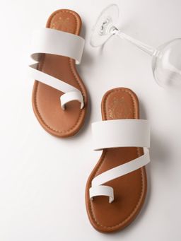 Shoetopia - Girls White One Toe Flats