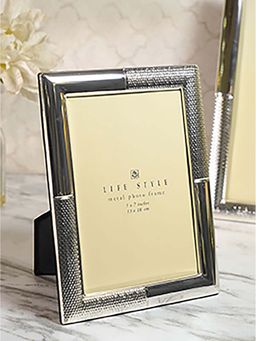 EKAANI - Silver Photo Frame