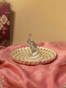 EKAANI - Peacock Platter - Cream Enamel