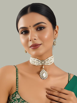 Auraa Trends - Elegant Pearl Necklace Set with Gold Plating Bridal Wedding Jewellery Set