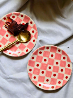 WEAVING HOMES - Christmas Essential Dessert Plate