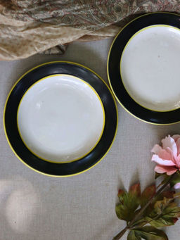 WEAVING HOMES - Black & White Snack Plate