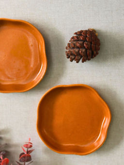 WEAVING HOMES - Rust Handmade Dessert Plate