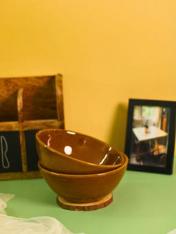 WEAVING HOMES - Brown Mixing Bowl