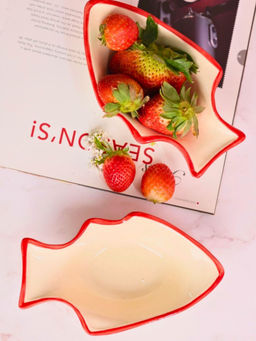 WEAVING HOMES - Fish Solid Bowl