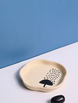 WEAVING HOMES - Umbrella Handmade Dessert Plate