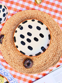 WEAVING HOMES - White Blocks Plate