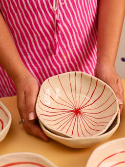 WEAVING HOMES - Red Lines Bowl