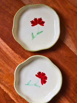 WEAVING HOMES - Daisy Handmade Dessert Plate