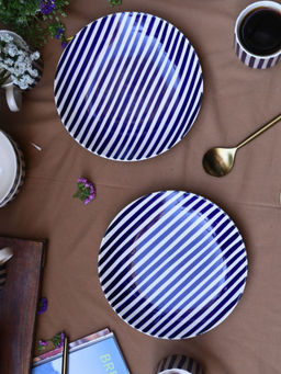 WEAVING HOMES - White Thin Stripes Quarter Plate