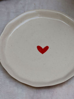 WEAVING HOMES - Heart Quarter Plate