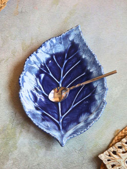 WEAVING HOMES - Shades Of Blue Leaf Platter