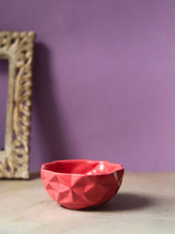 WEAVING HOMES - Red Solid Diamond Bowl