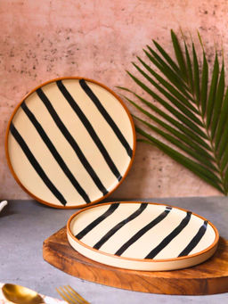 WEAVING HOMES - Zebra Platter