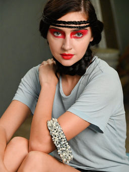 Odette - Beautiful Black Band with White Beads