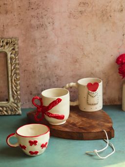 WEAVING HOMES - White Love Sip Mugs (Pack of 3)