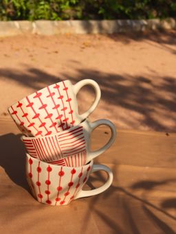 WEAVING HOMES - White Patterned Mugs (Pack of 3)
