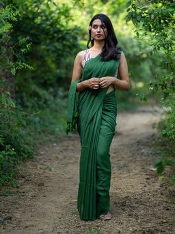 I LOVE SAREES - Plain Dark Green Handloom Cotton Saree with Tassels