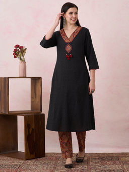 FASHOR - Women Black Self Design Printed Kurta with Pant
