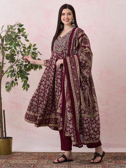 FASHOR - Women Burgundy Floral Printed Anarkali Kurta with Pant and Dupatta