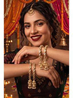 NUI - Gold-Plated Stone Studded and Beaded Classic and Elegant Bangles (Pack of 4)