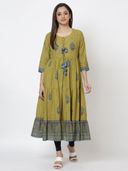 Green color option, Sold out, Currently selected