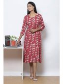 Maroon color option, Currently selected