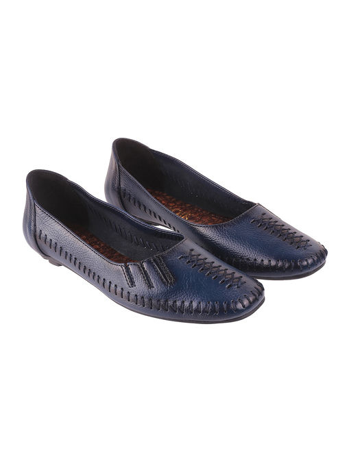 Catwalk Footwear Flats Catwalk Flats Flipkart Buy Catwalk Leather