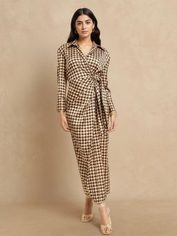 FableStreet - Houndstooth Print Wrap Dress - Brown And Gold