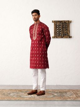 Jompers - Men's Maroon Chikankari Embroidered Kurta With Pyjama